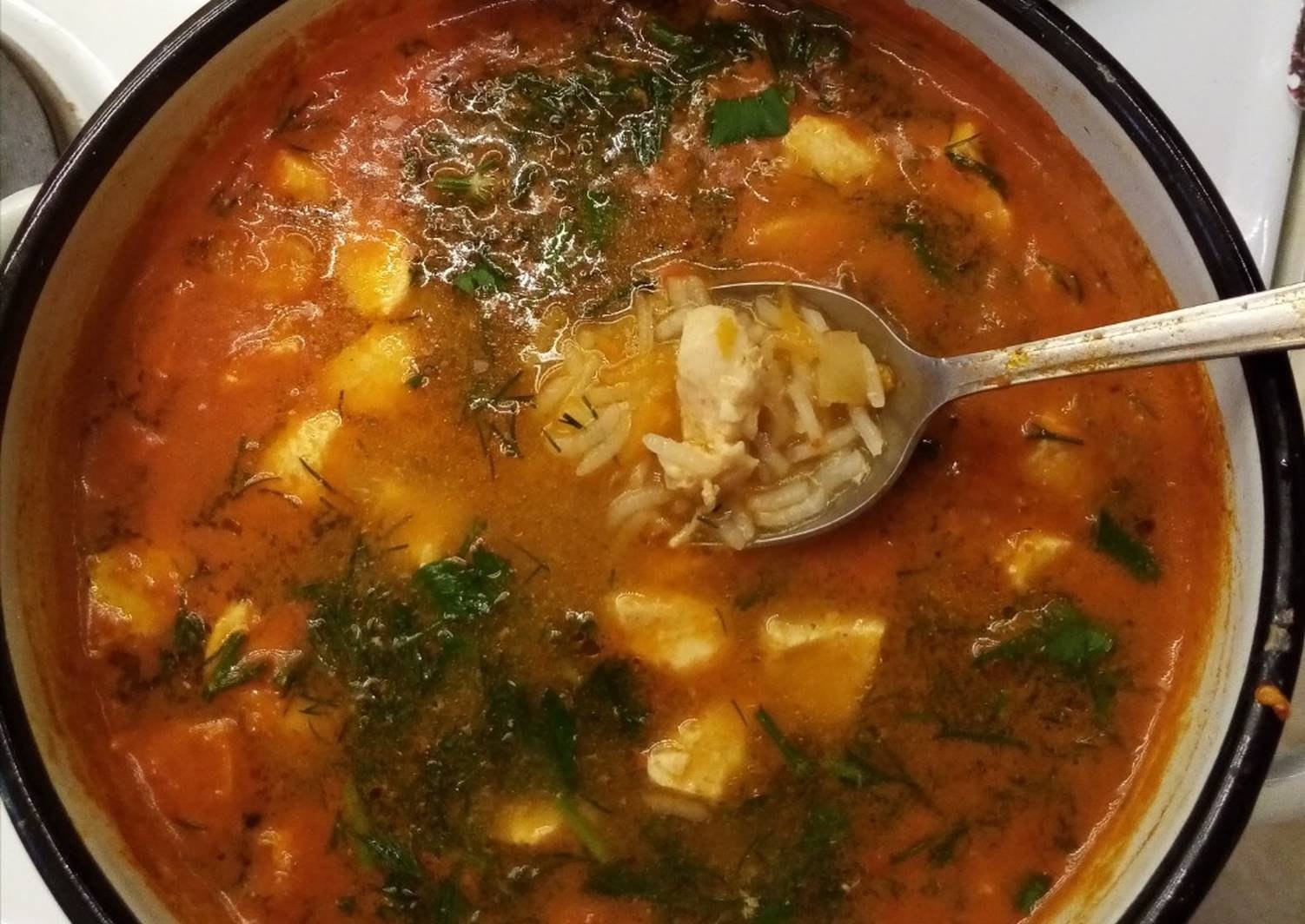 Рецепт простого супа с мясом и картошкой. Суп харчо. Харчо куриный. Суп харчо в кастрюле. Борщ харчо.