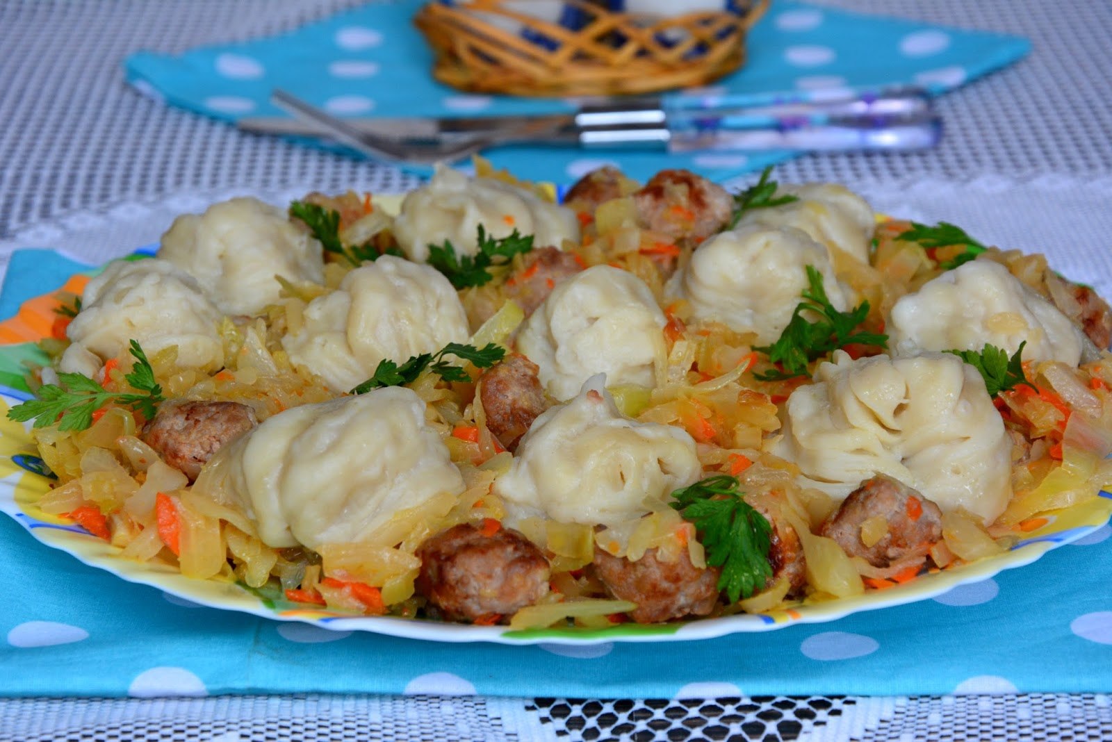 Картошка с мясом и галушками рецепт