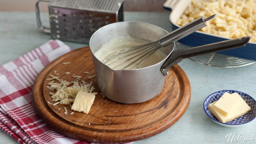 Макароны с сырным соусом
