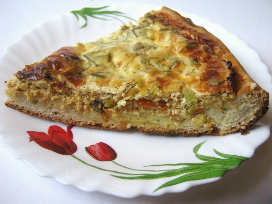 Пирог с куриной грудкой в духовке