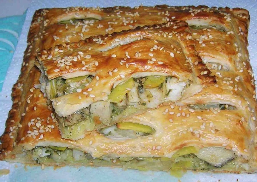 Слоеный пирог с яблоками
