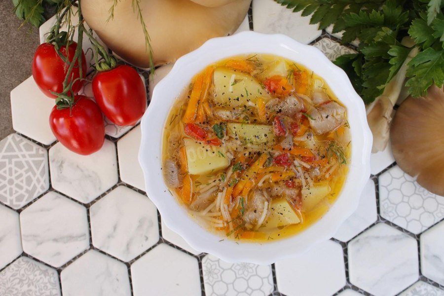 Суп с вешенками и картошкой