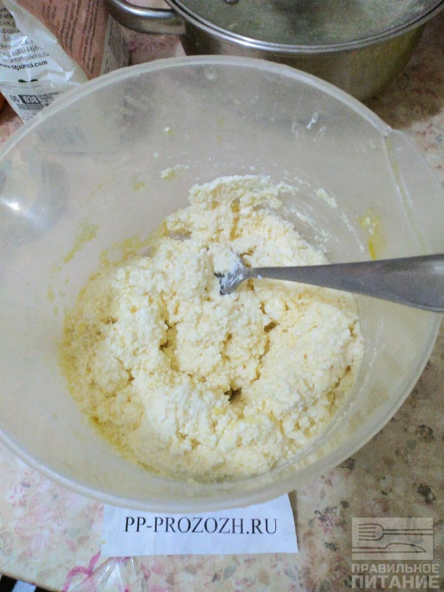Шарлотка с творогом