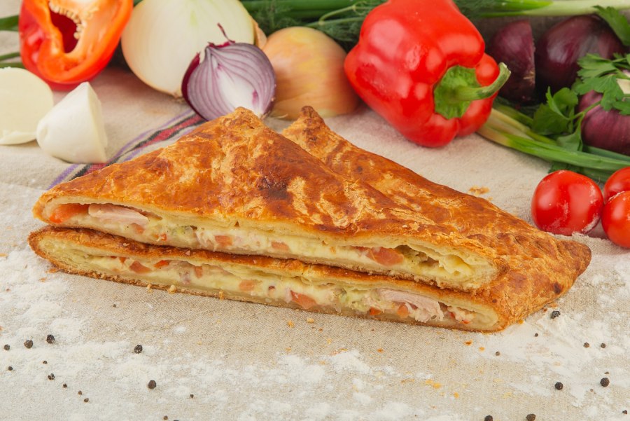 Пирог дрожжевой с мясом купить