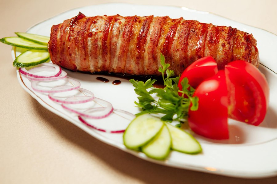 Рулетики из свинины