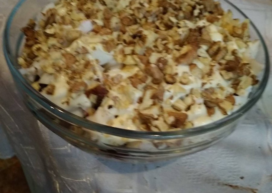 Салат с черносливом маслинами