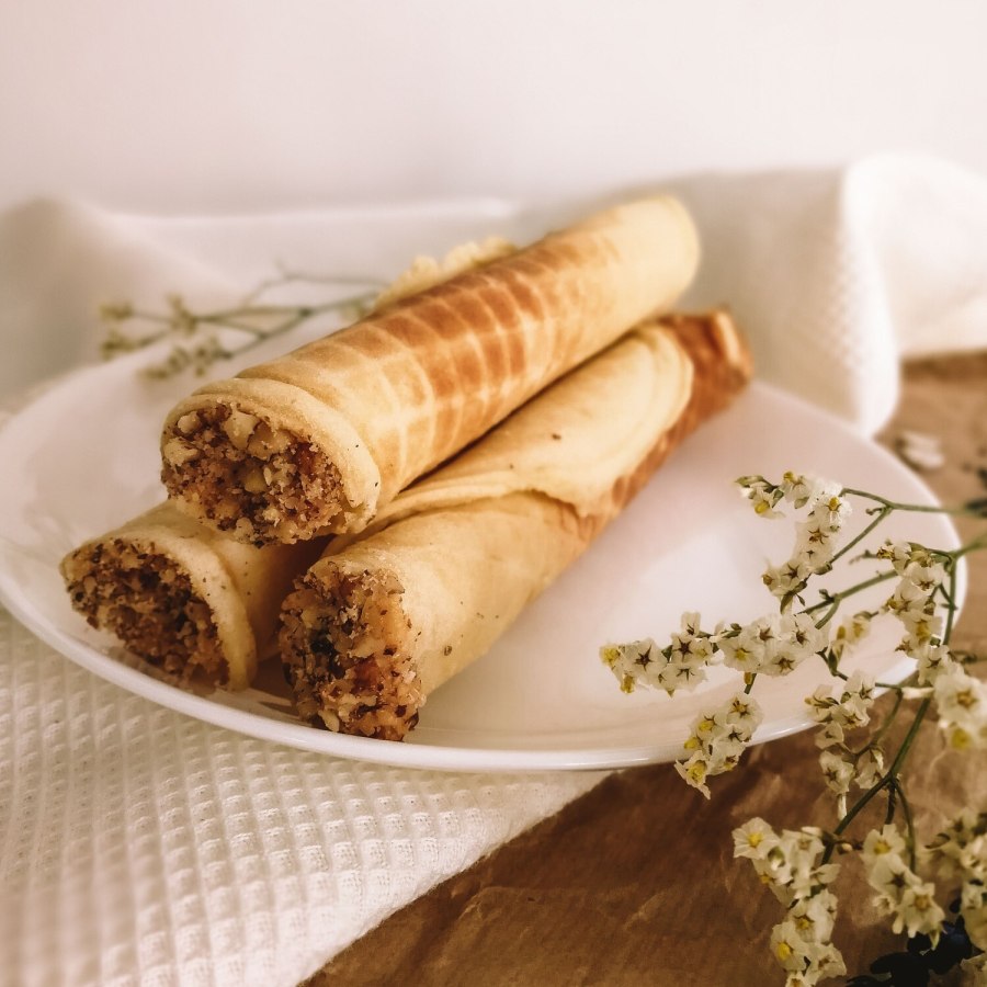 Вафельные трубочки со сгущенкой