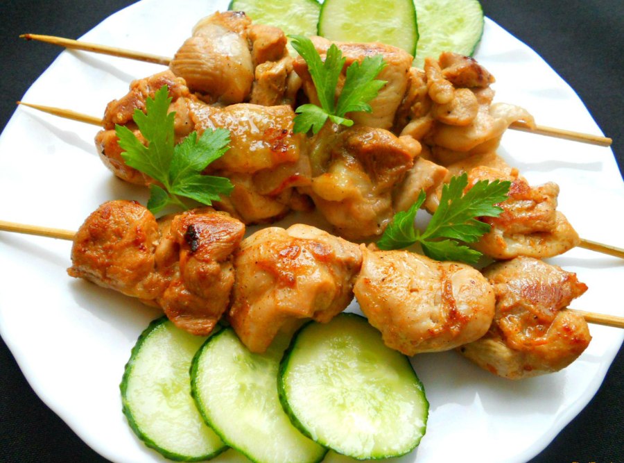Шашлычки на шпажках