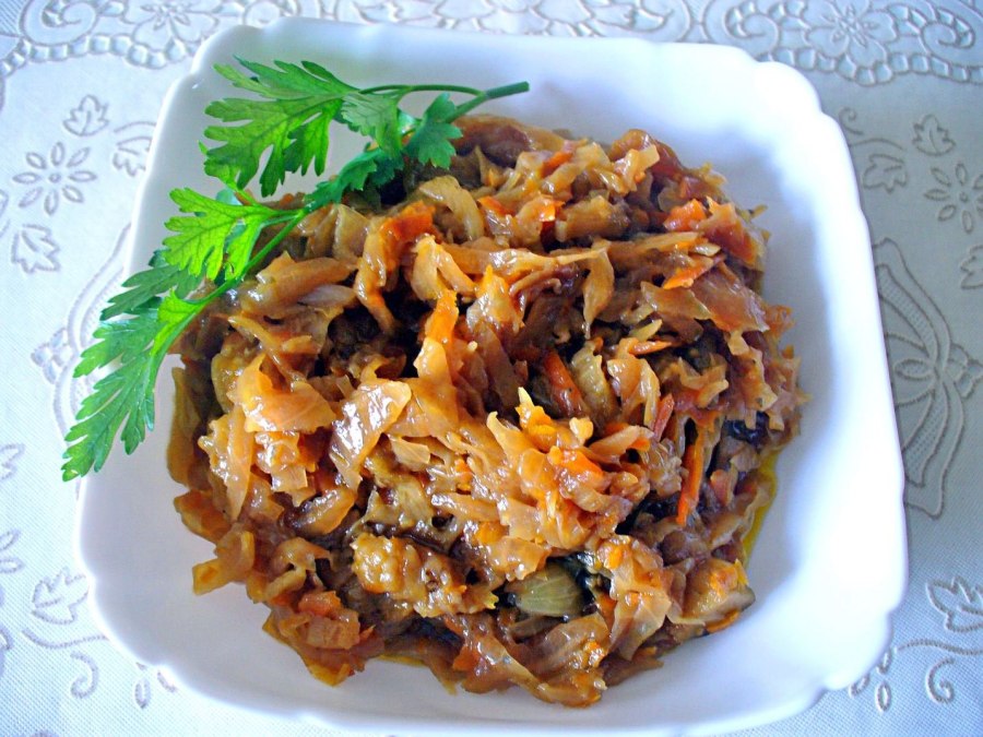 Суп солянка мясная сборная с картошкой