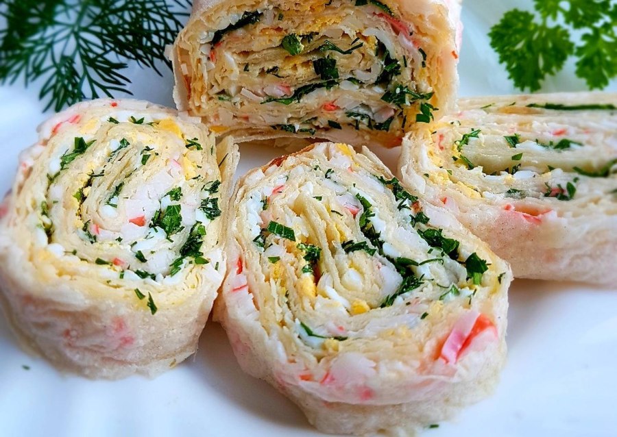 Закуска из лаваша с крабовыми палочками
