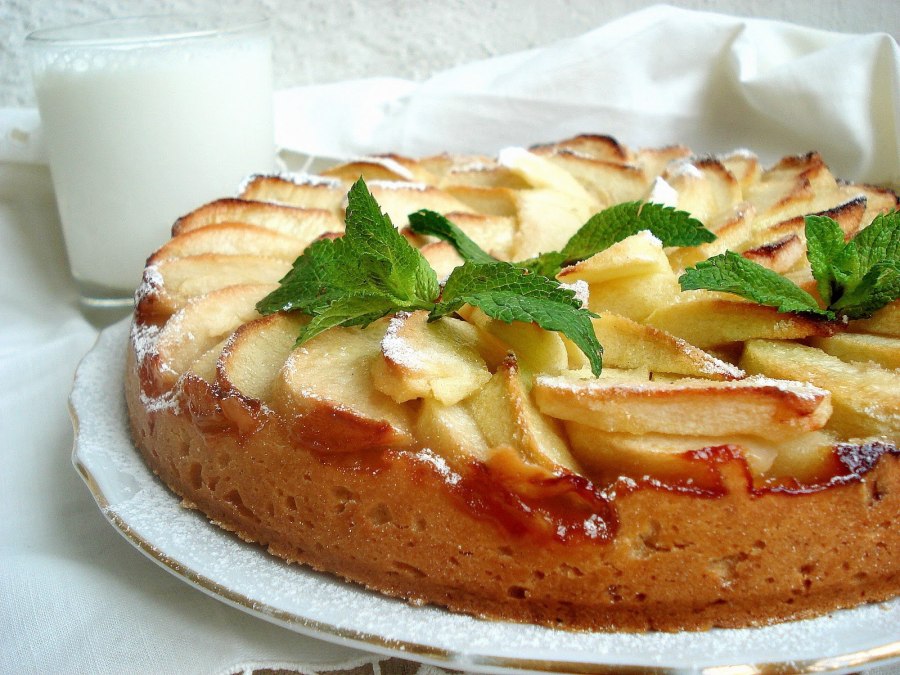 Яблочный пирог на скорую руку
