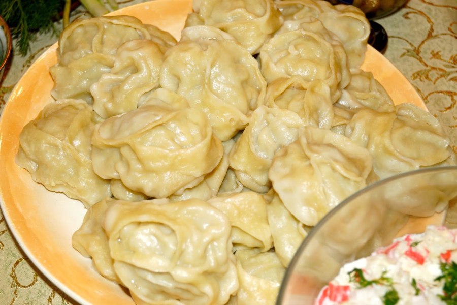 Манты с тыквой и мясом