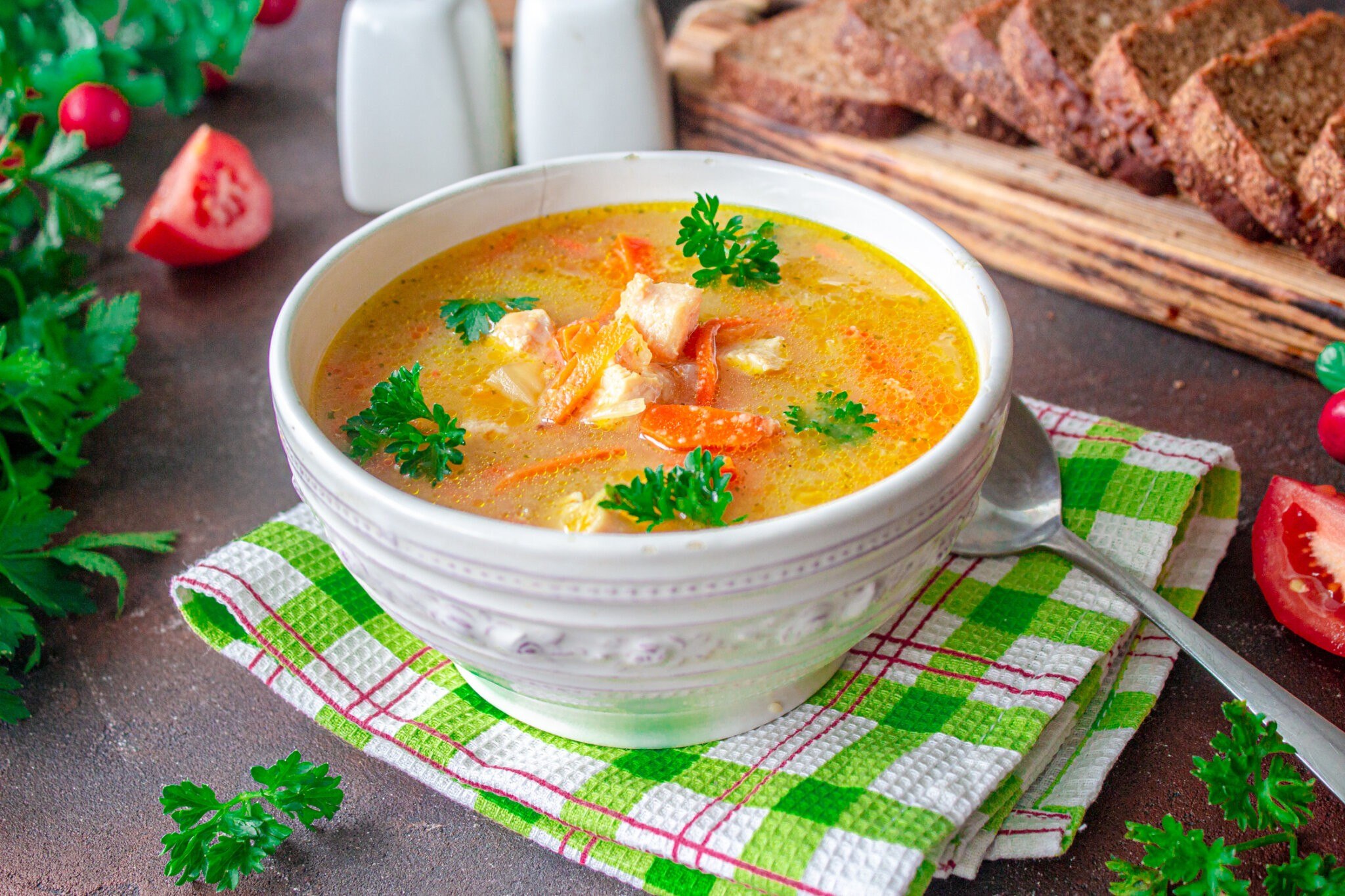 Суп с курицей и морковью