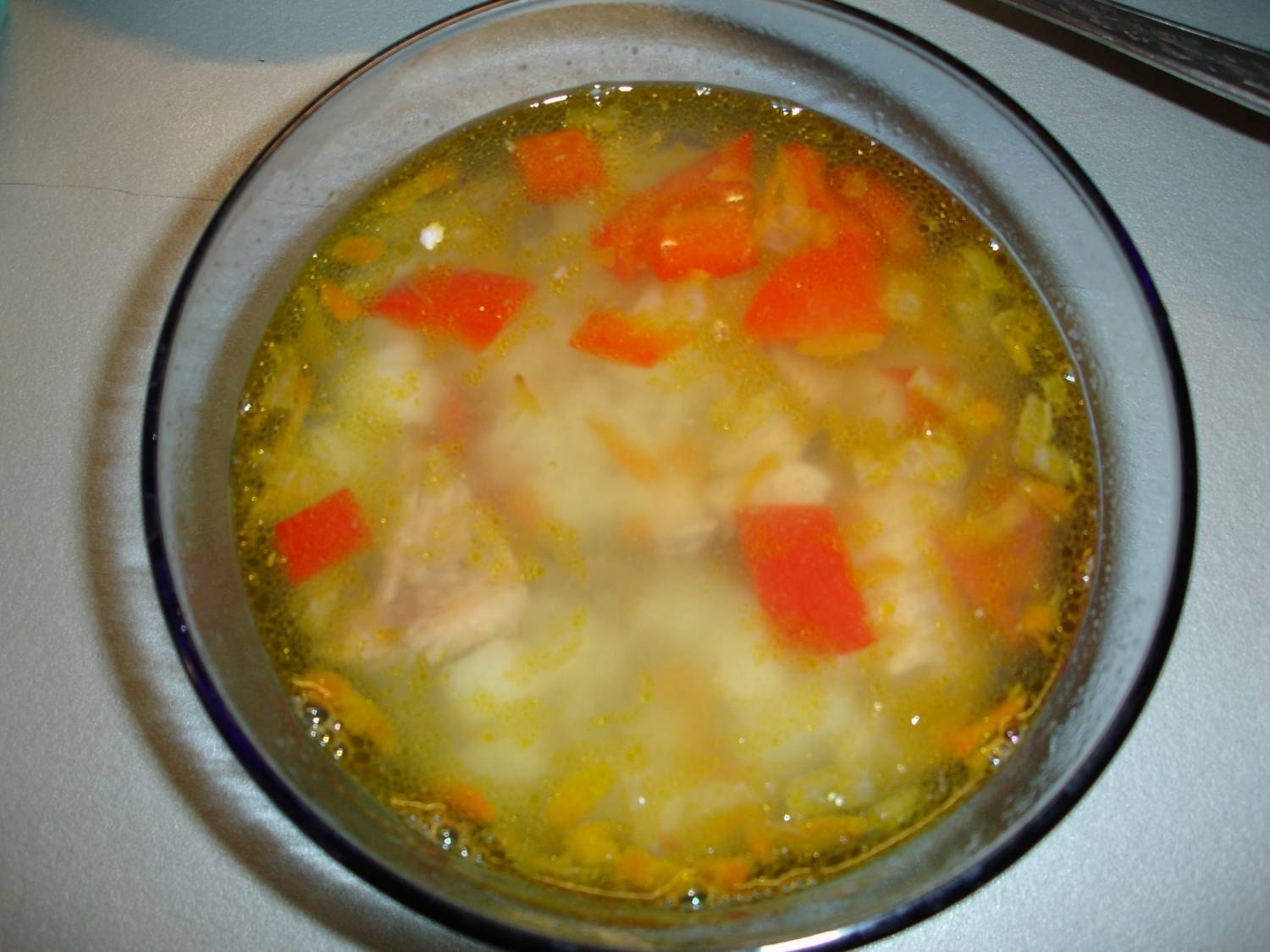 Суп из консервы в мультиварке. Рыбный суп без картофеля. Суп из красной рыбы. Рыбный суп с красной рыбой. Рыбный суп из консервов в мультиварке.