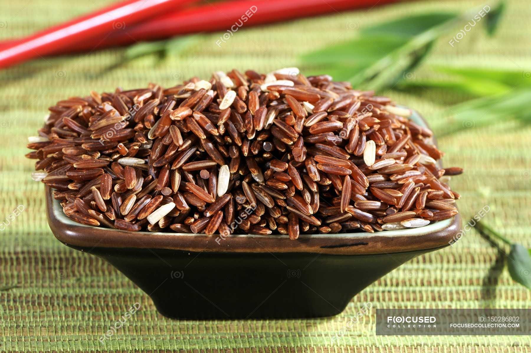 Красный и коричневый рис