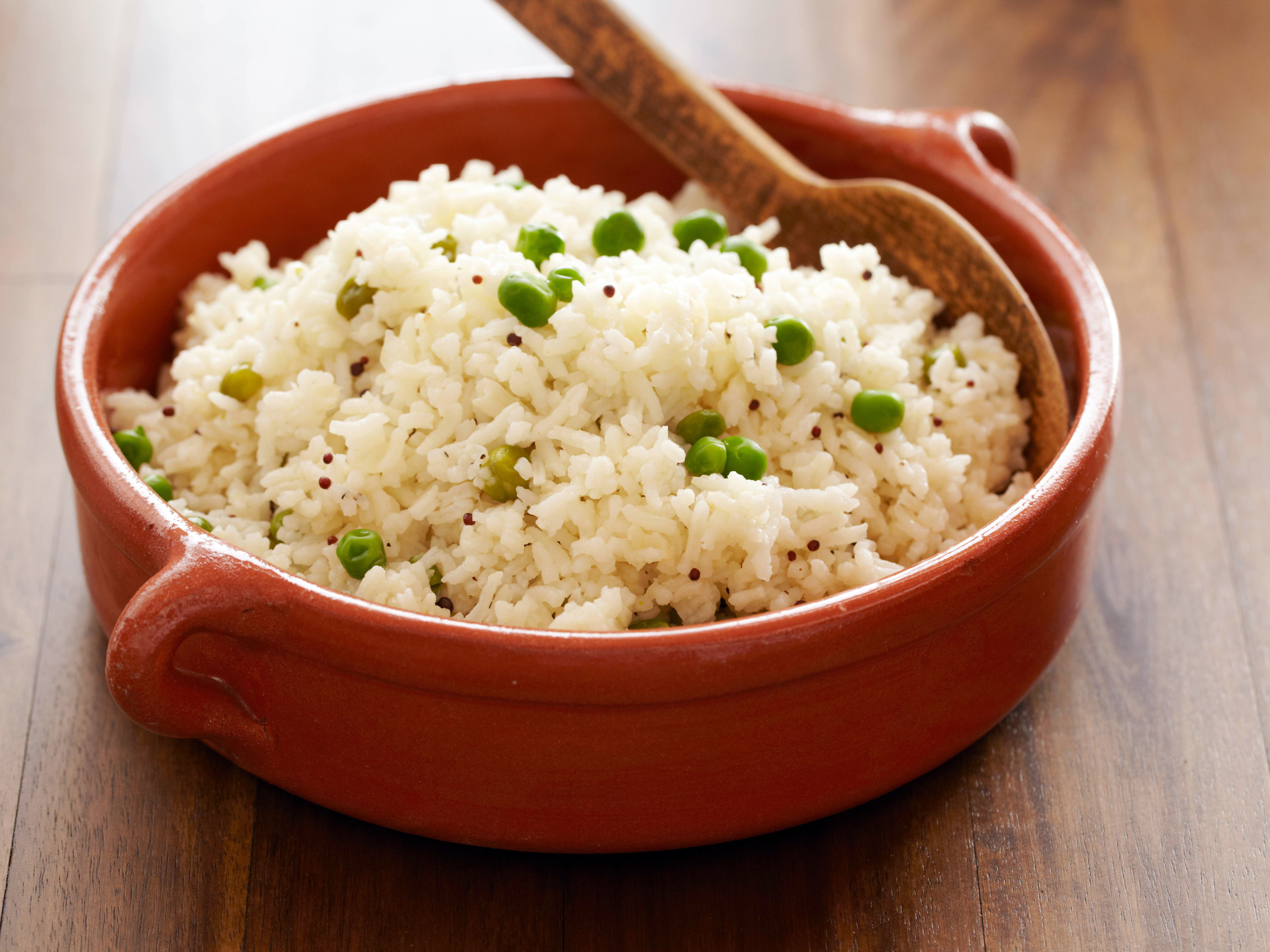 R y s e. Рис басмати сваренный. Рис басмати отварной. Rice рисовая каша. Чашка риса.