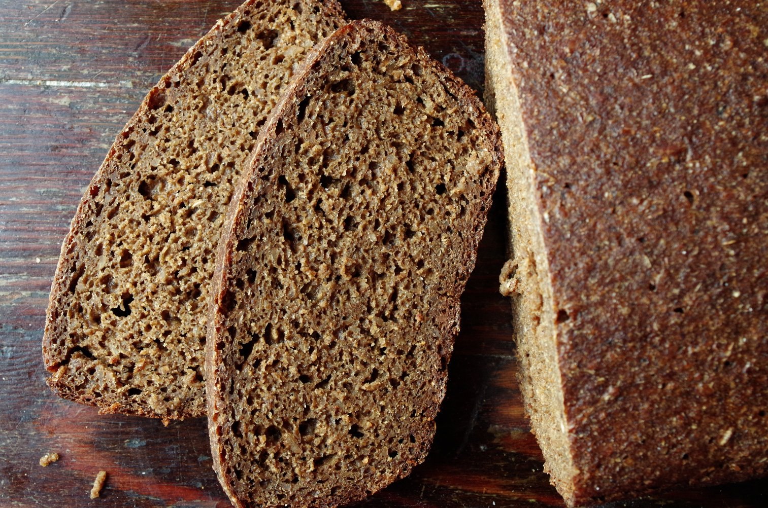 Ржаной гречневый хлеб. Цельнозерновой отрубной хлеб. Ржано-пшеничный цельнозерновой хлеб. Черный хлеб. Ржаной отрубной хлеб.
