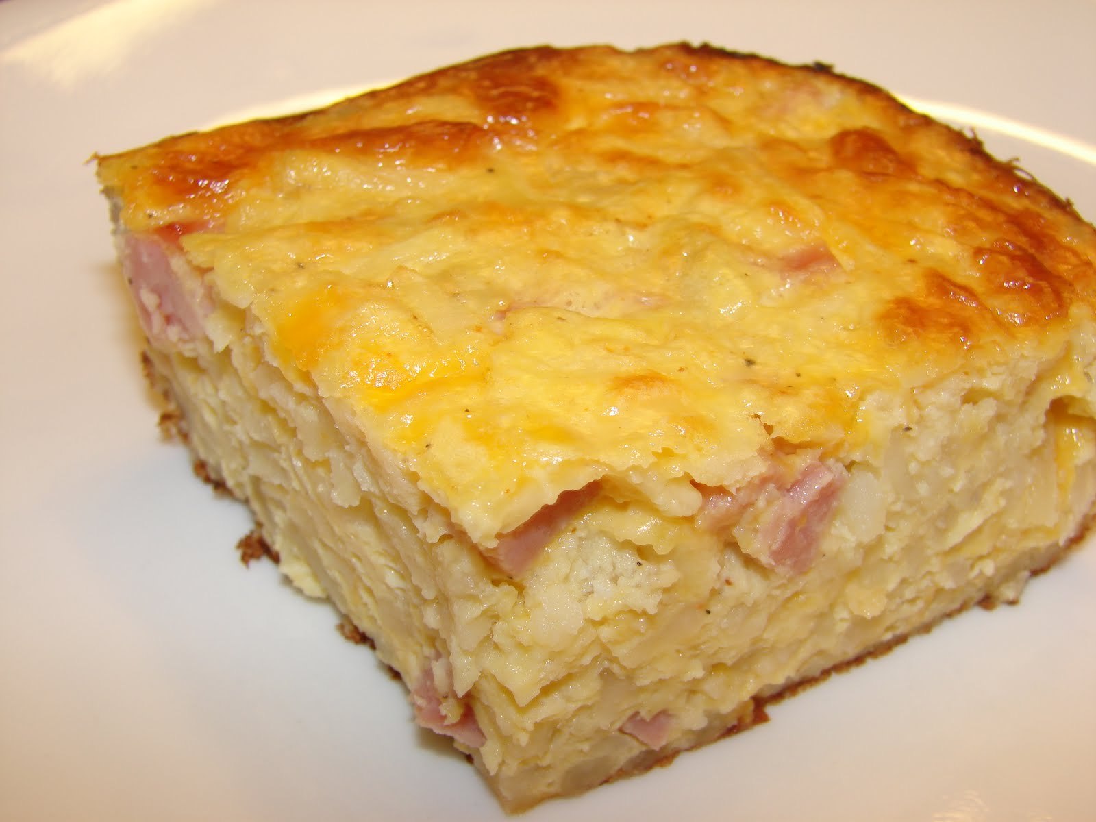 Запеканка с колбасой и сыром в духовке рецепт с фото
