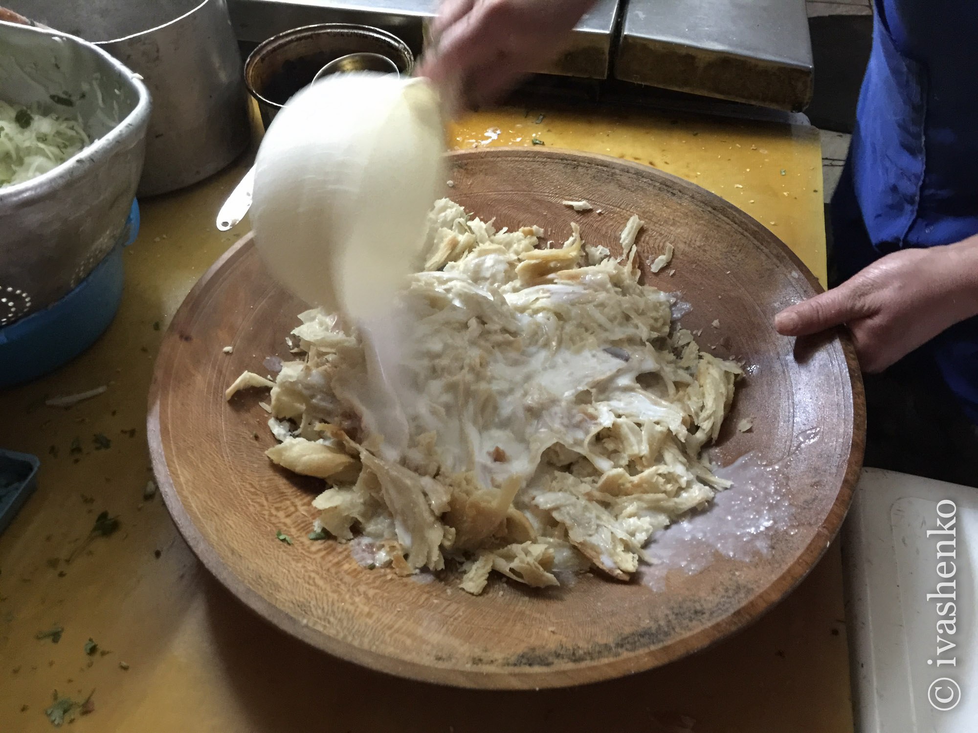 Как готовить таджикский. Национальное блюдо Таджикистана курутоб. Табаки курутоб. Шакароб курутоб. Ялама таджикское блюдо.