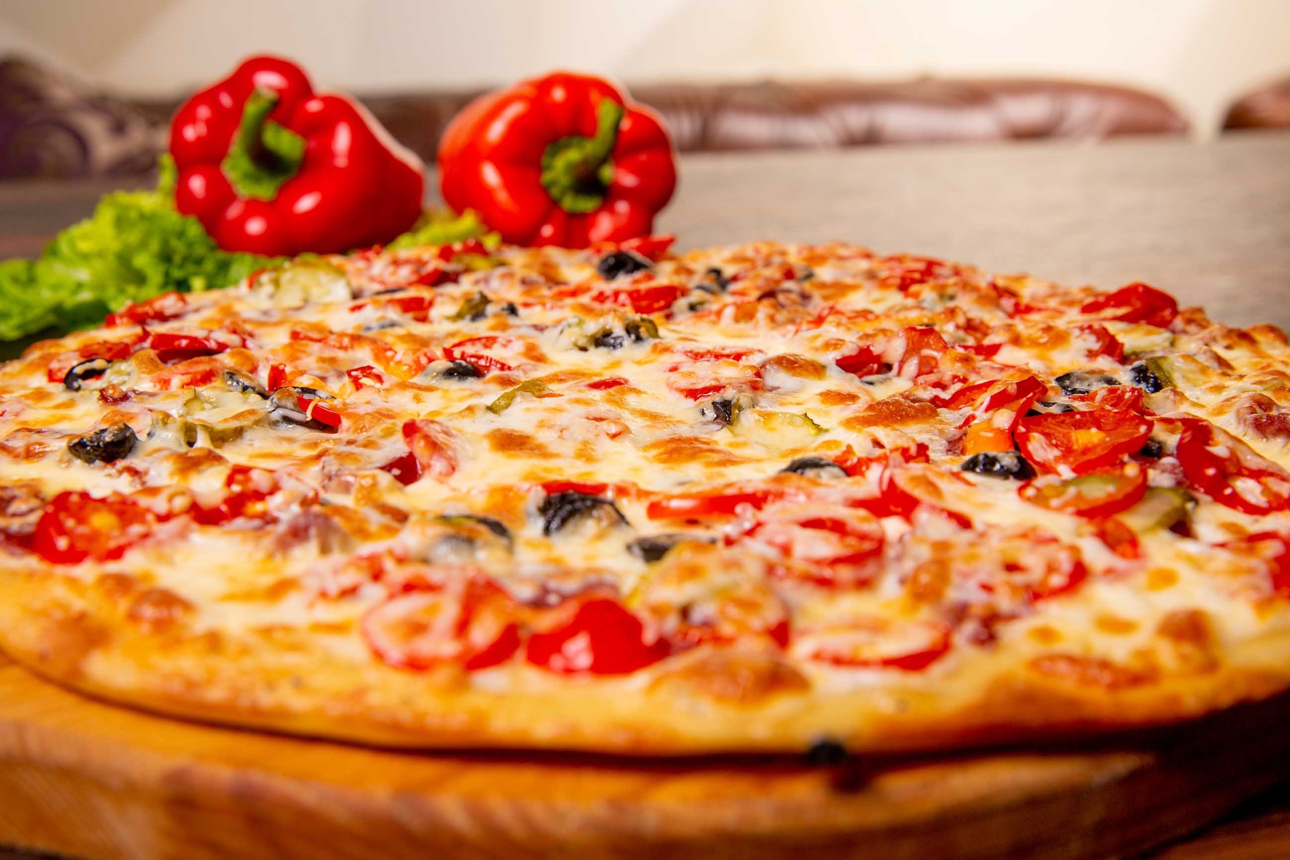 рецепт приготовления пиццы с колбасой и сыром в домашних условиях фото 90