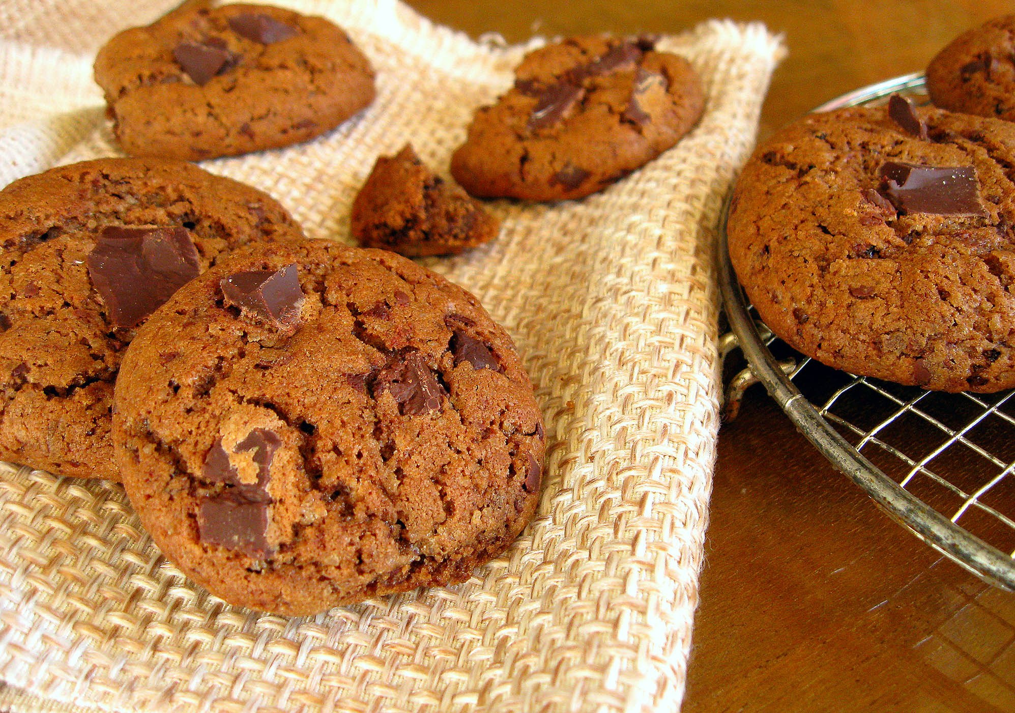 Печенье cookies с шоколадом. Американское шоколадное печенье кукис. Рут Уэйкфилд печенье. Печенье кукис с шоколадом. Американское печенье с шоколадом.