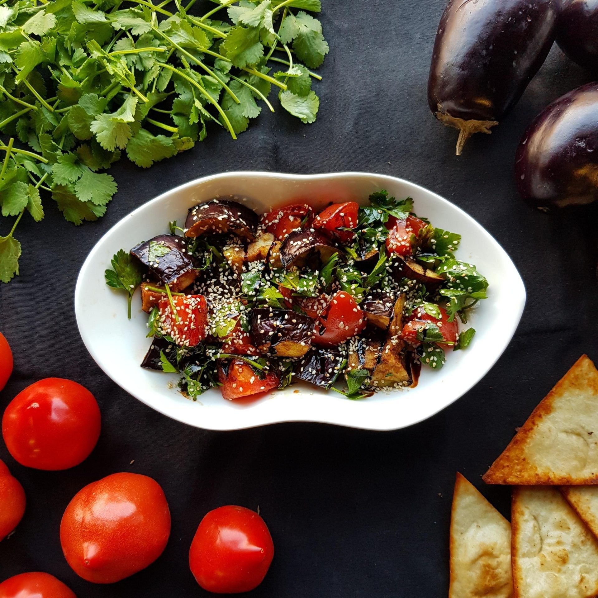 Рецепт салата баклажаны в крахмале с помидорами