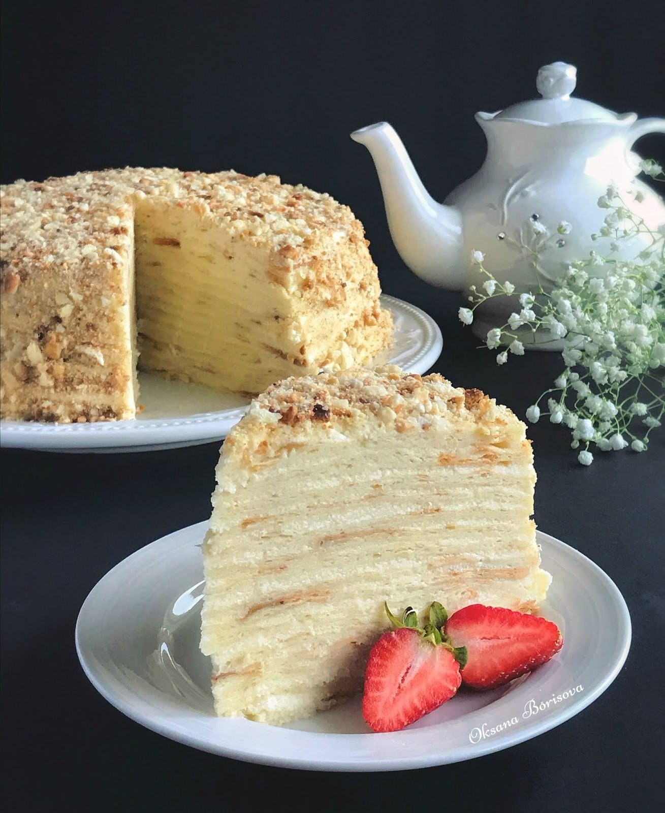 Рецепт творожного наполеона с заварным кремом. Творожный Наполеон. Творожный Наполеон торт. Творожный Наполеон торт с заварным кремом. Французский Наполеон торт.