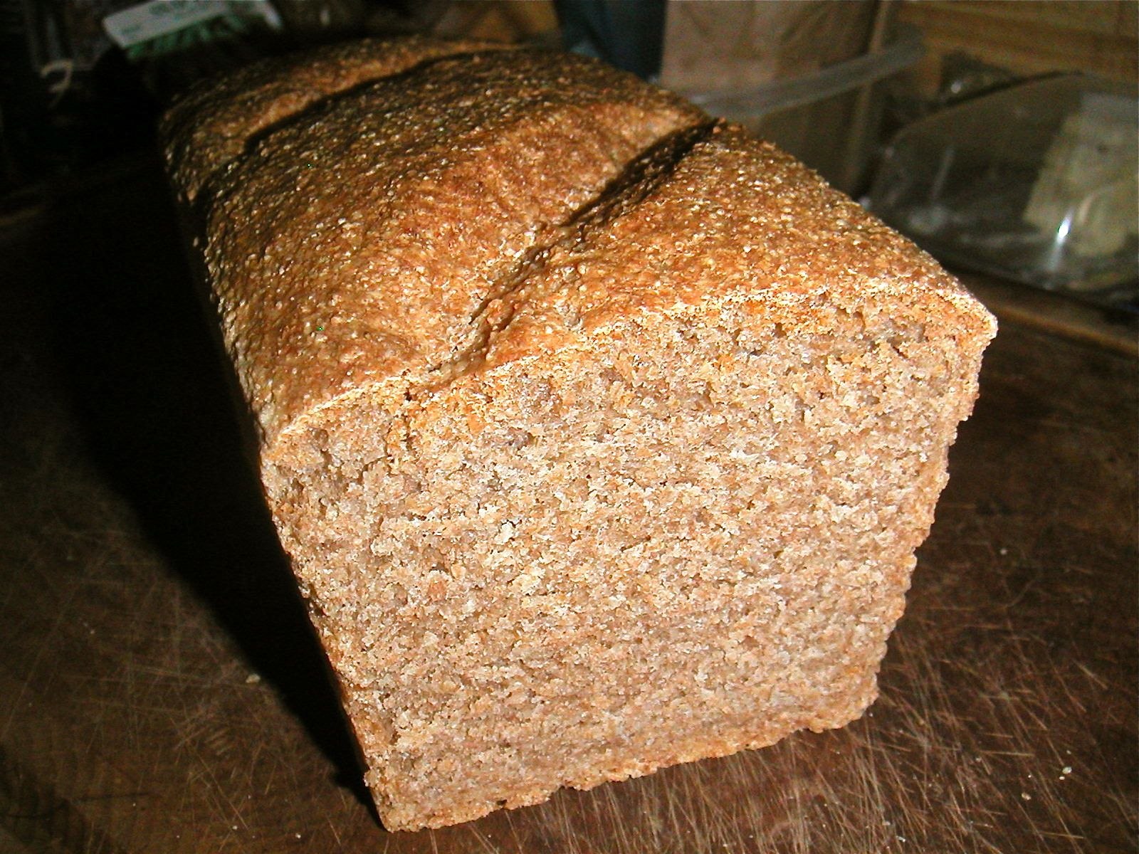 Квас хлеб. Закваска для кваса. Квас на ржаном хлебе. Хлеб ароматный. Квас на ржаном хлебе рецепт