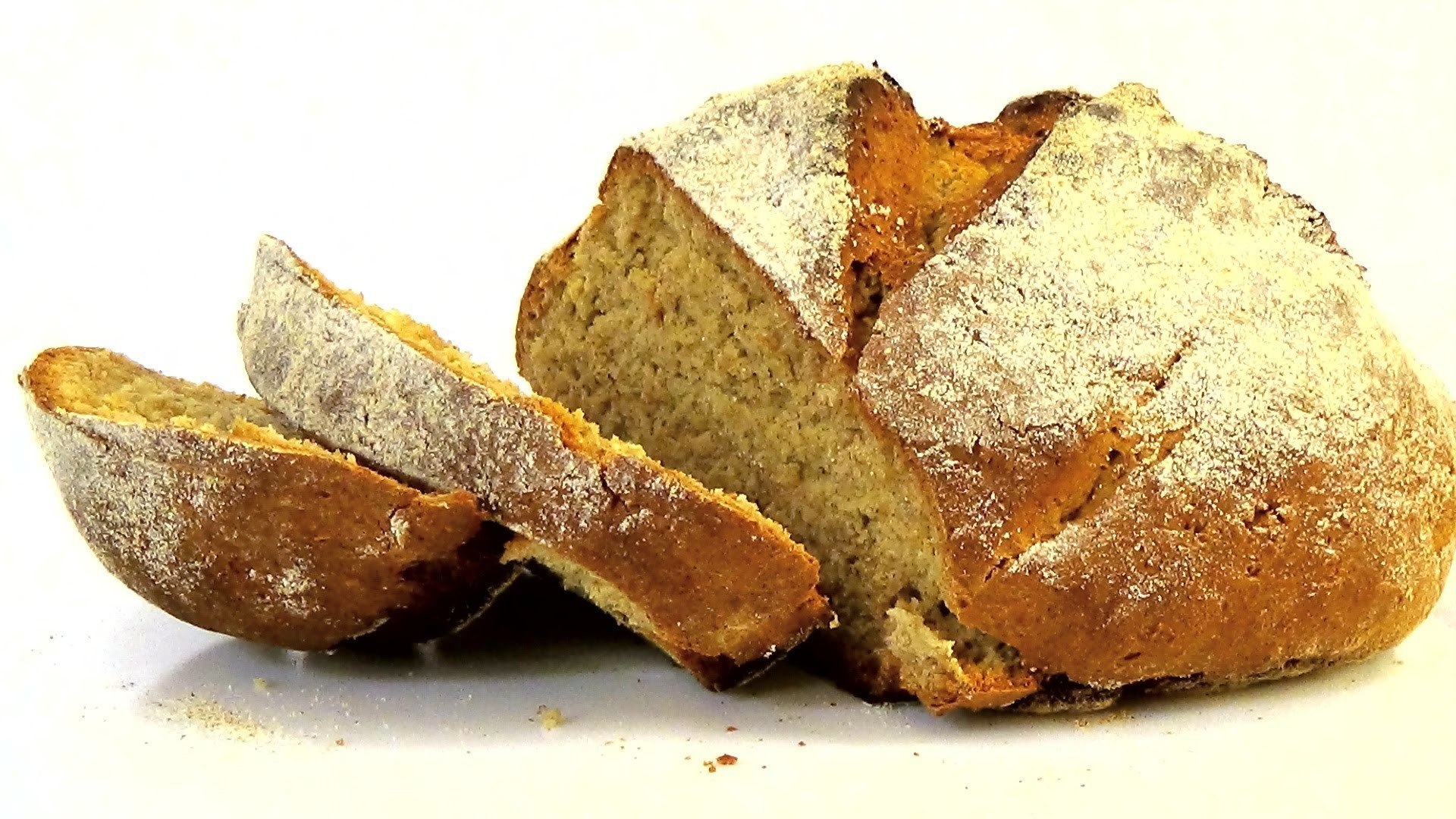 Ржаной хлеб в магазине. Чиабатта ржано пшеничная. Пшенично-ржаной хлеб. Ржаная мука хлеб. Хлеб пшеничный дрожжевой.