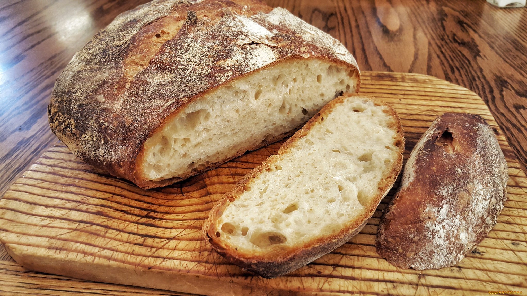 Хлеб чанг. Буханка подовый бездрожжевой. Хлеб. Хлеб Буханка. Булка хлеба.