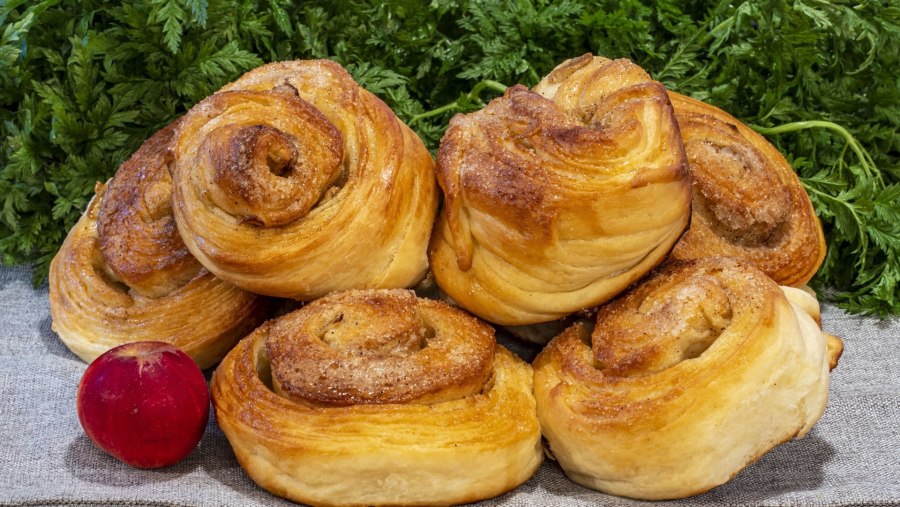 Булочки с яблоками