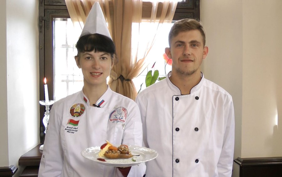 Карамелизованная груша фламбе