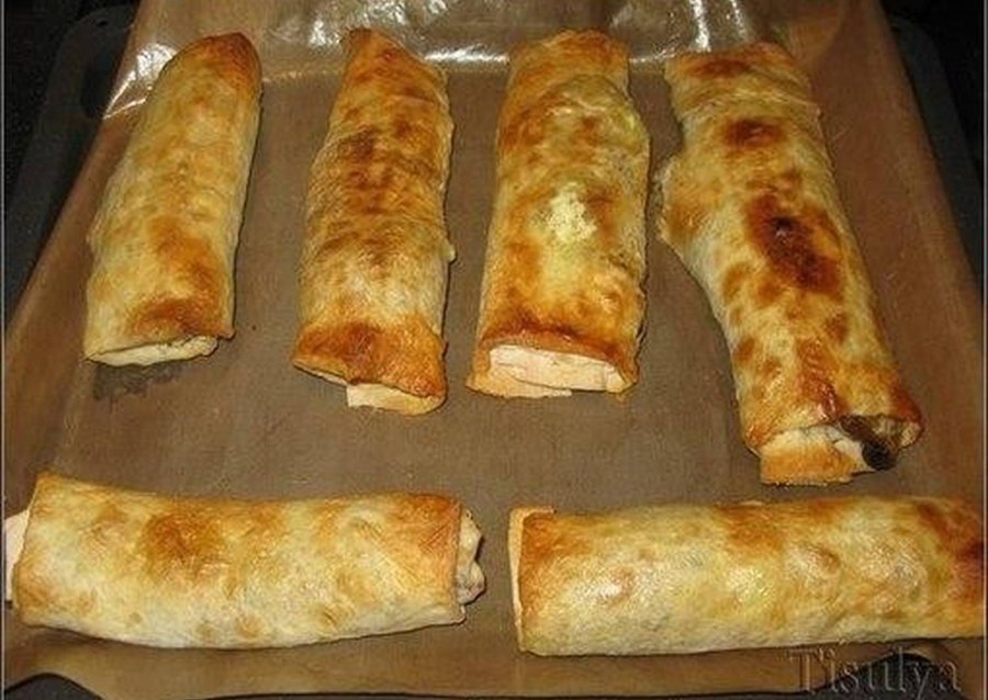 Рулет из индейки с грибами