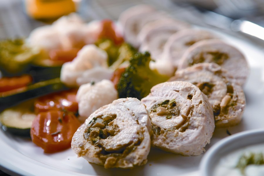 Мясные рулеты «Сливовая Долина»