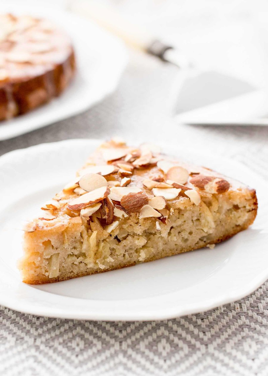 Миндальный пирог Almond