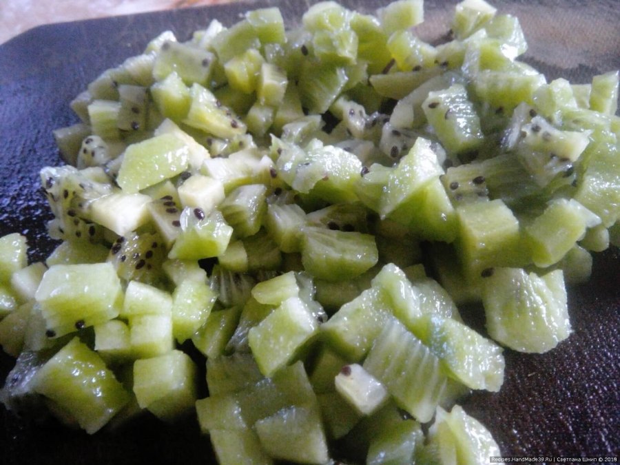 Салат с редькой и говядиной