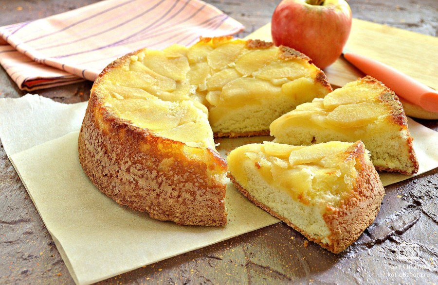 Шарлотка из яблок