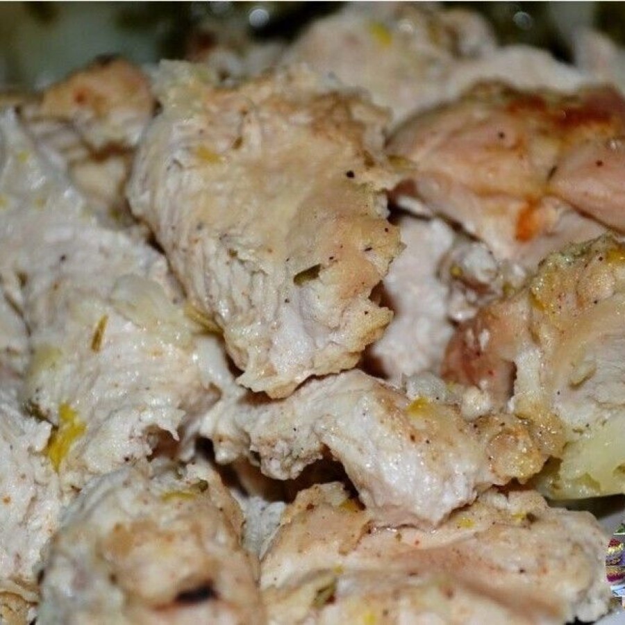 Куриные ножки в сметанном соусе