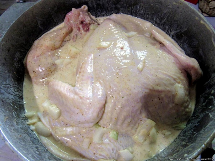 Куриная грудка в белом соусе