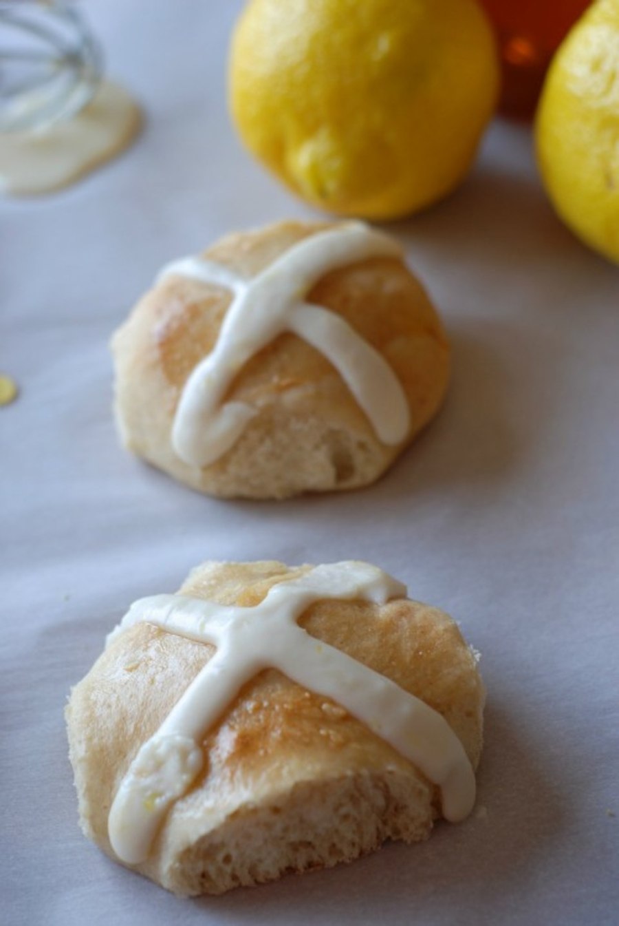 Булочка с лимоном