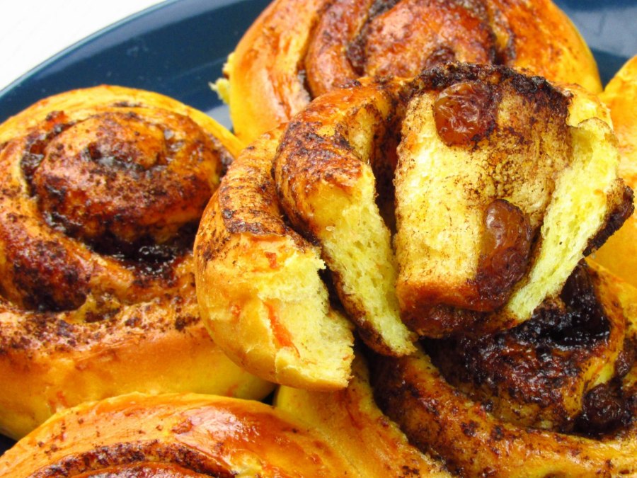Булочки с лимонным курдом
