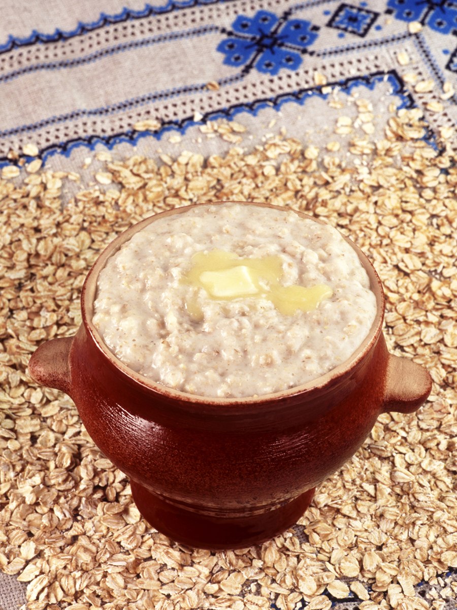 Каша на столе