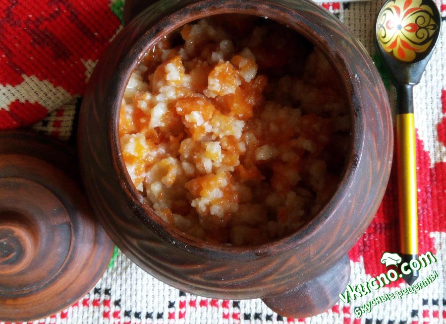 Гречка с мясом в горшочке