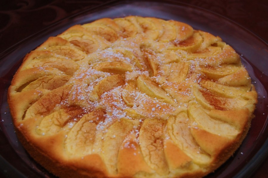 Немецкий яблочный пирог (Apfelkuchen)
