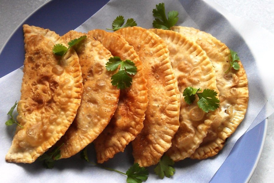 Чебуреки с сыром