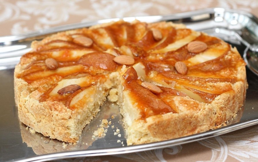 Творожный пирог с яблоками