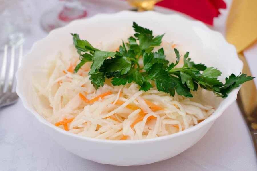 Салат из белокочанной капусты