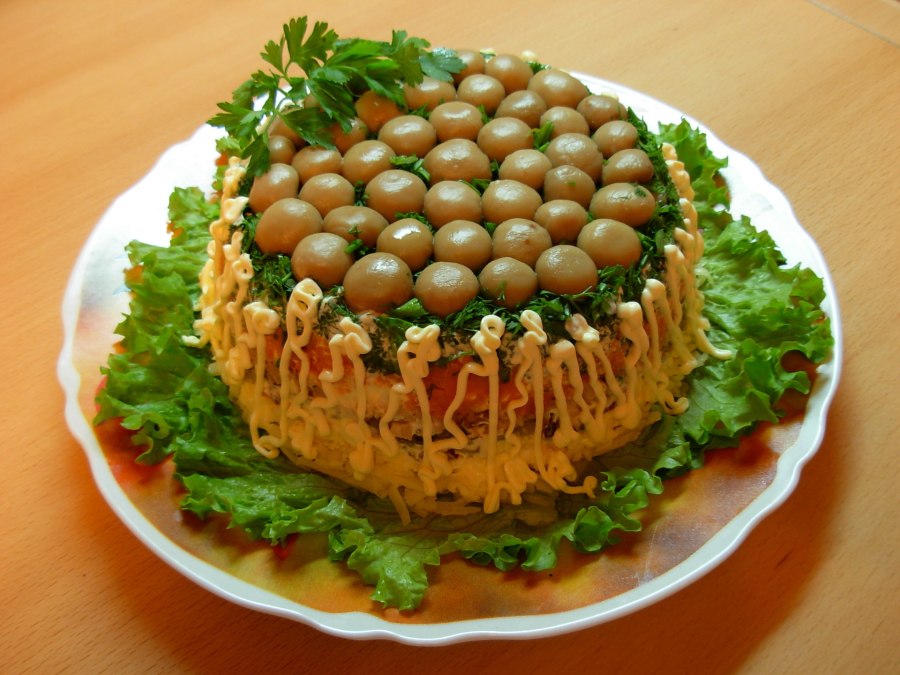 Салат грибная Поляна
