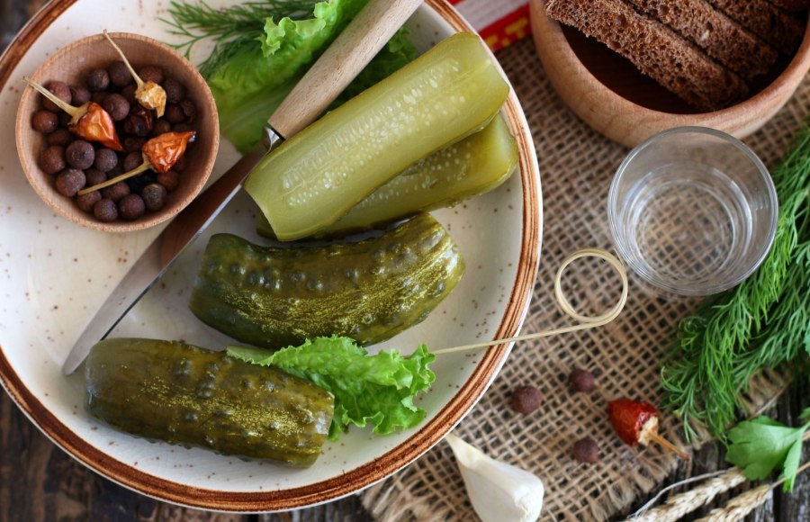 Огурцы маринованные