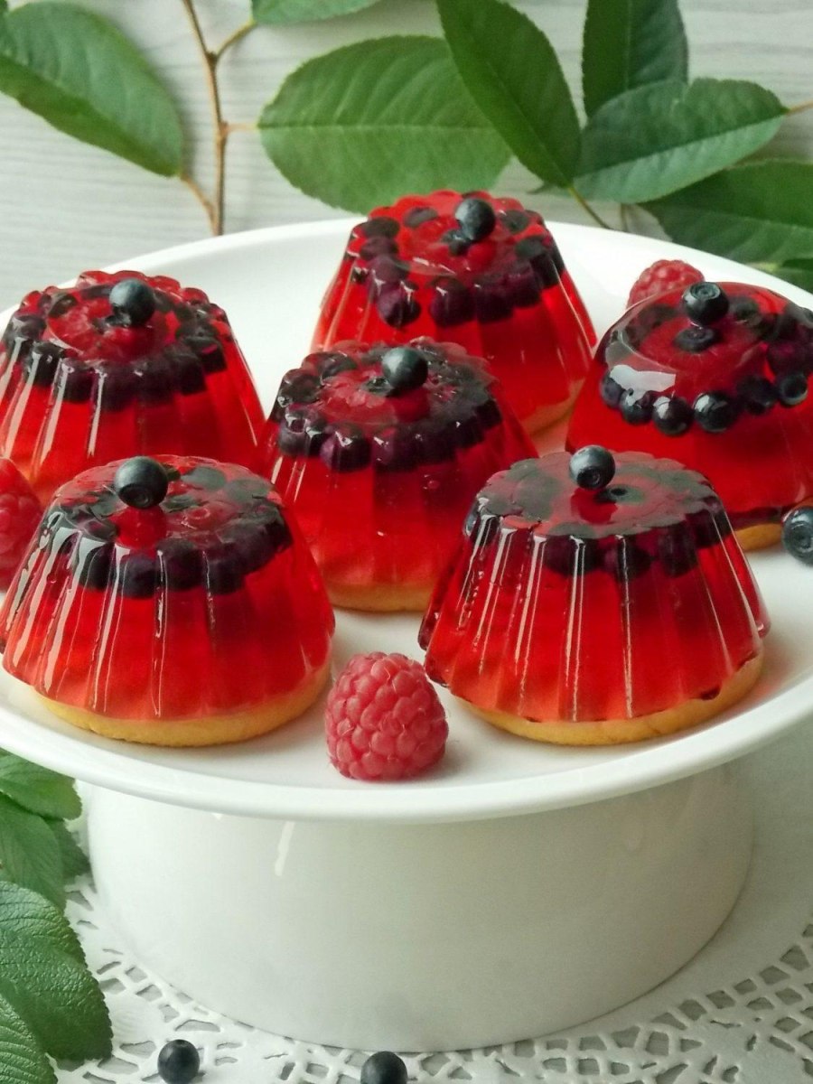 Десерт клюквенный мусс